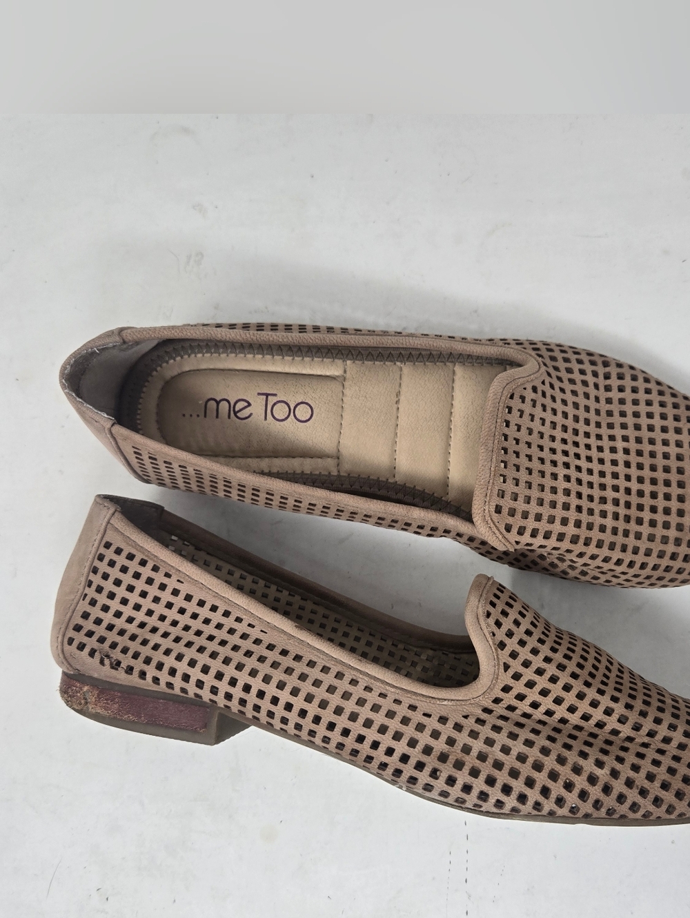 Me Too Yale Slip on Leather Nude Loafers Women's Size 9M